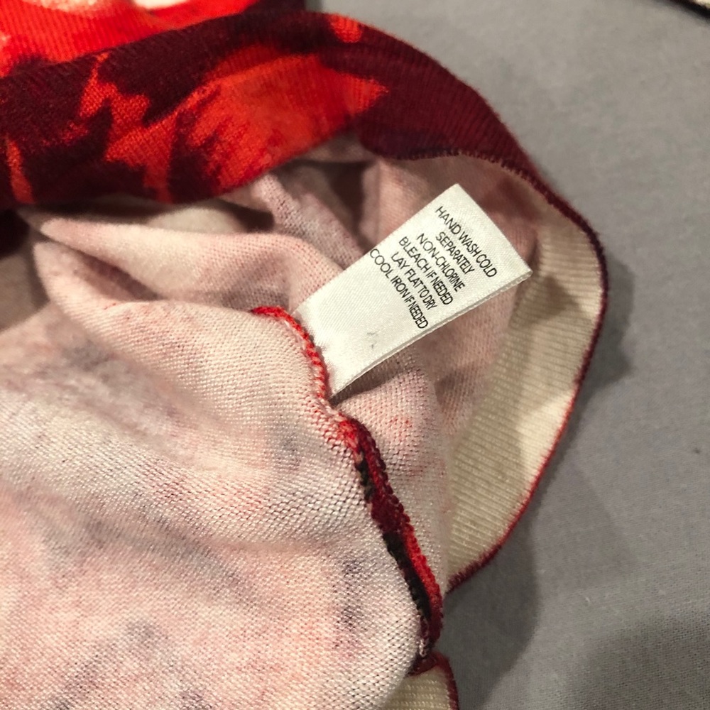 Red button up blouse - Picture 6 of 7